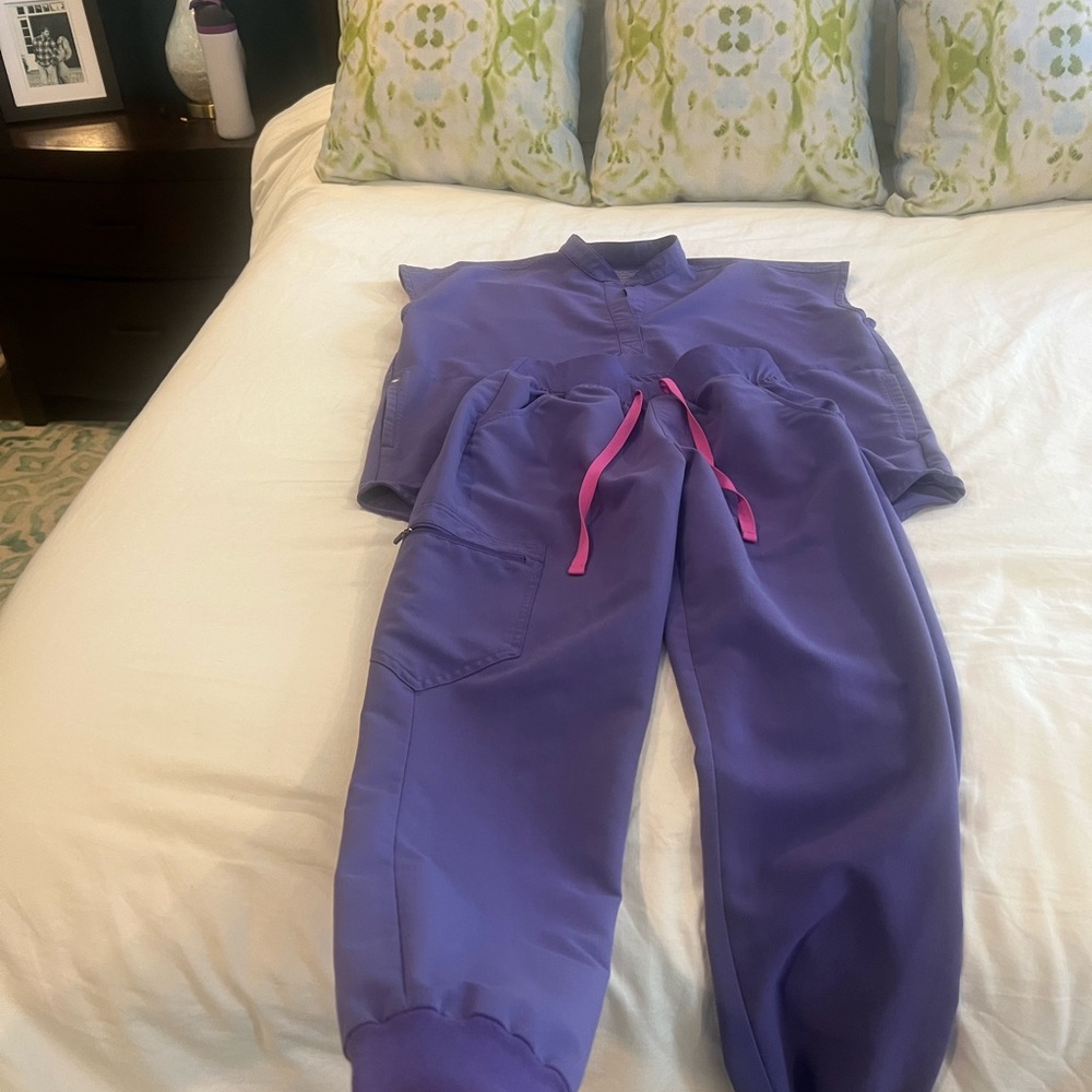 Purple figs top & bottom scrubs